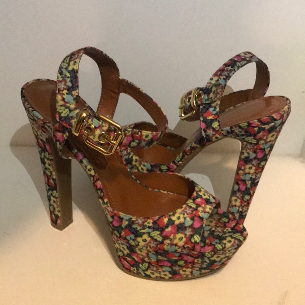 Platform Sandal